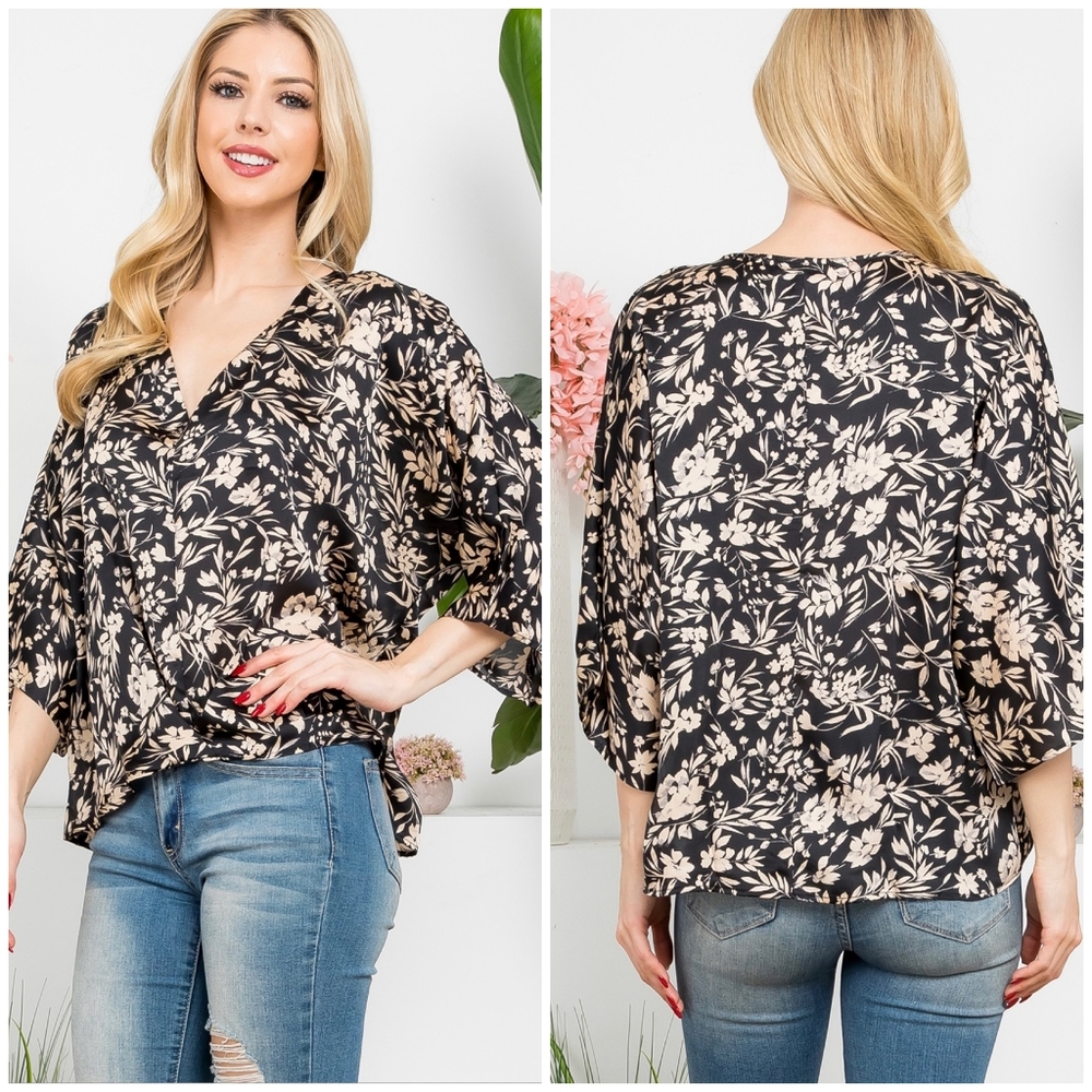 GILLI Sophisticated Chic Black Floral Surplice Top